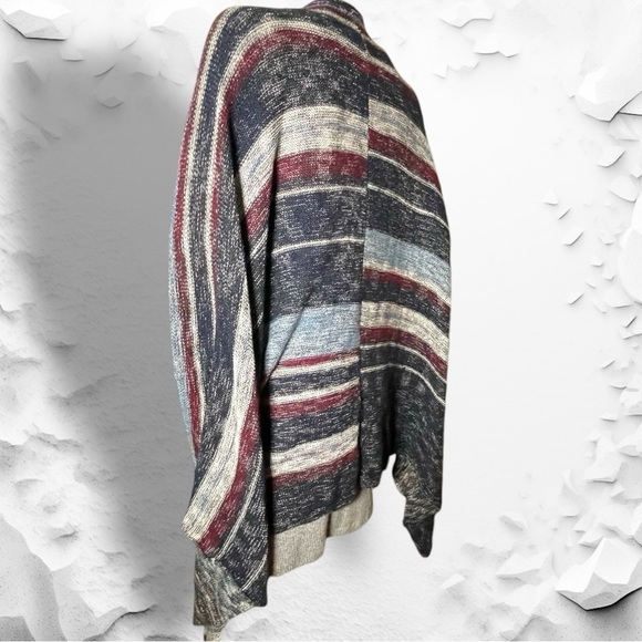 Free People The Big Trail Asymmetrical Poncho Cardigan Sweater Poncho Size Small - Picture 12 of 16